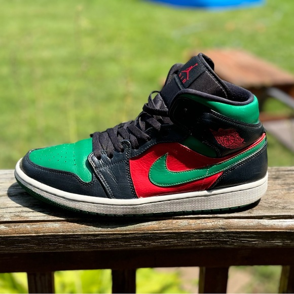 Jordan 1 mid customs trades welcome - Picture 1 of 3